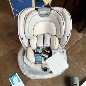 Maxi-Cosi Emme 360 Rotating All-in-One Convertible Car Seat - Desert Wonder